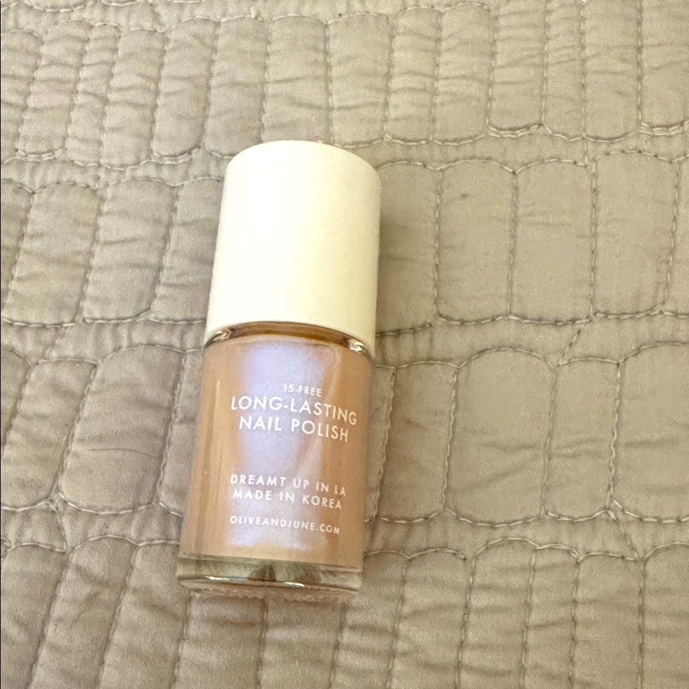 DO NOT BUY!! Olive & June ‘Pink Goldfish’ Polish NEW